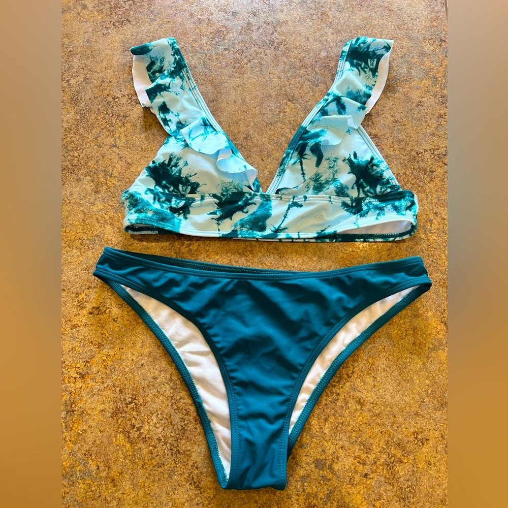 Ruffle top bikini